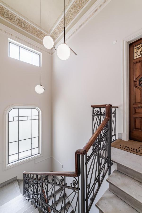 Ciuri Di Strata Bed & Breakfast คาตาเนีย ภายนอก รูปภาพ