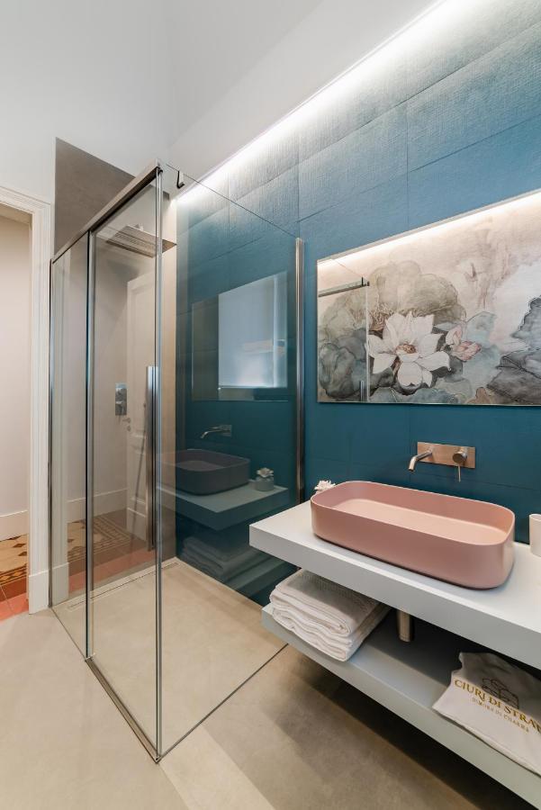 Ciuri Di Strata Bed & Breakfast คาตาเนีย ภายนอก รูปภาพ